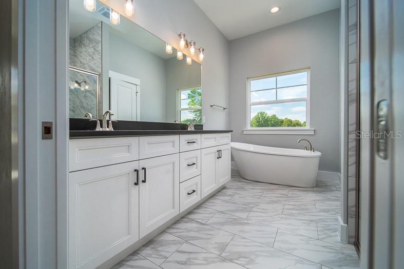 LAKE LOUISE ESTATES - Residential