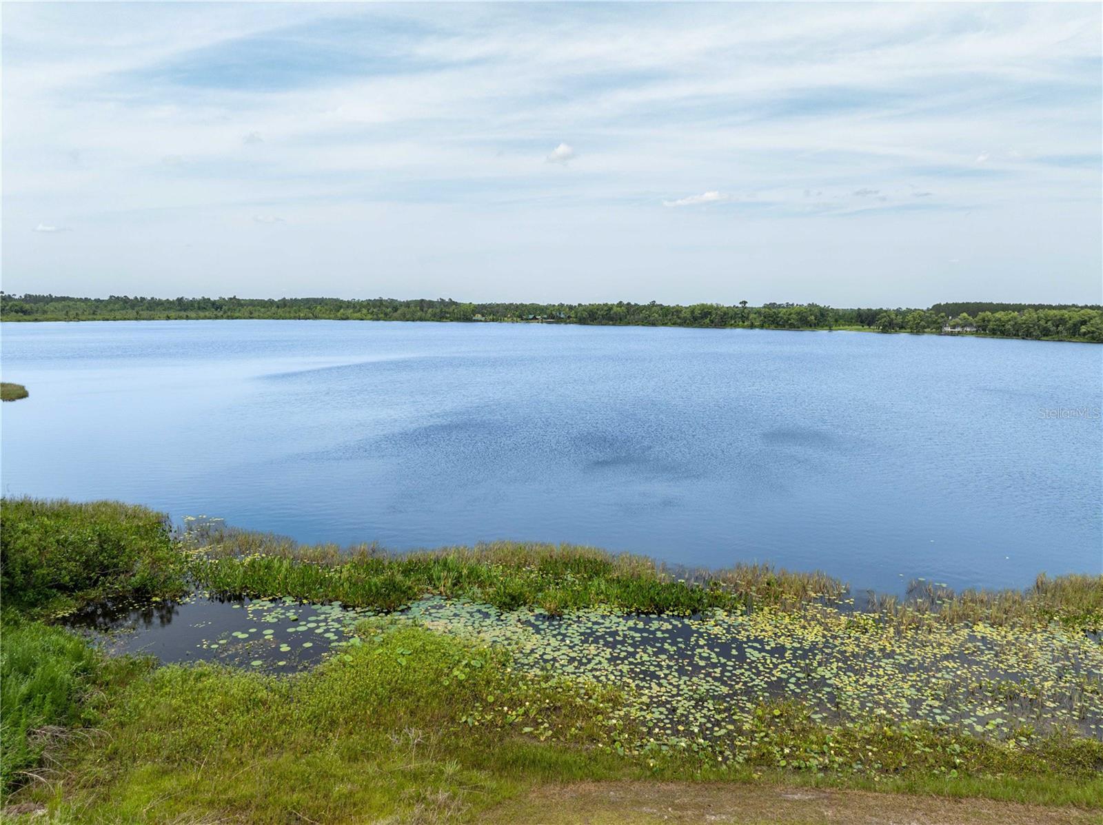 LAKE LOUISE ESTATES - Residential
