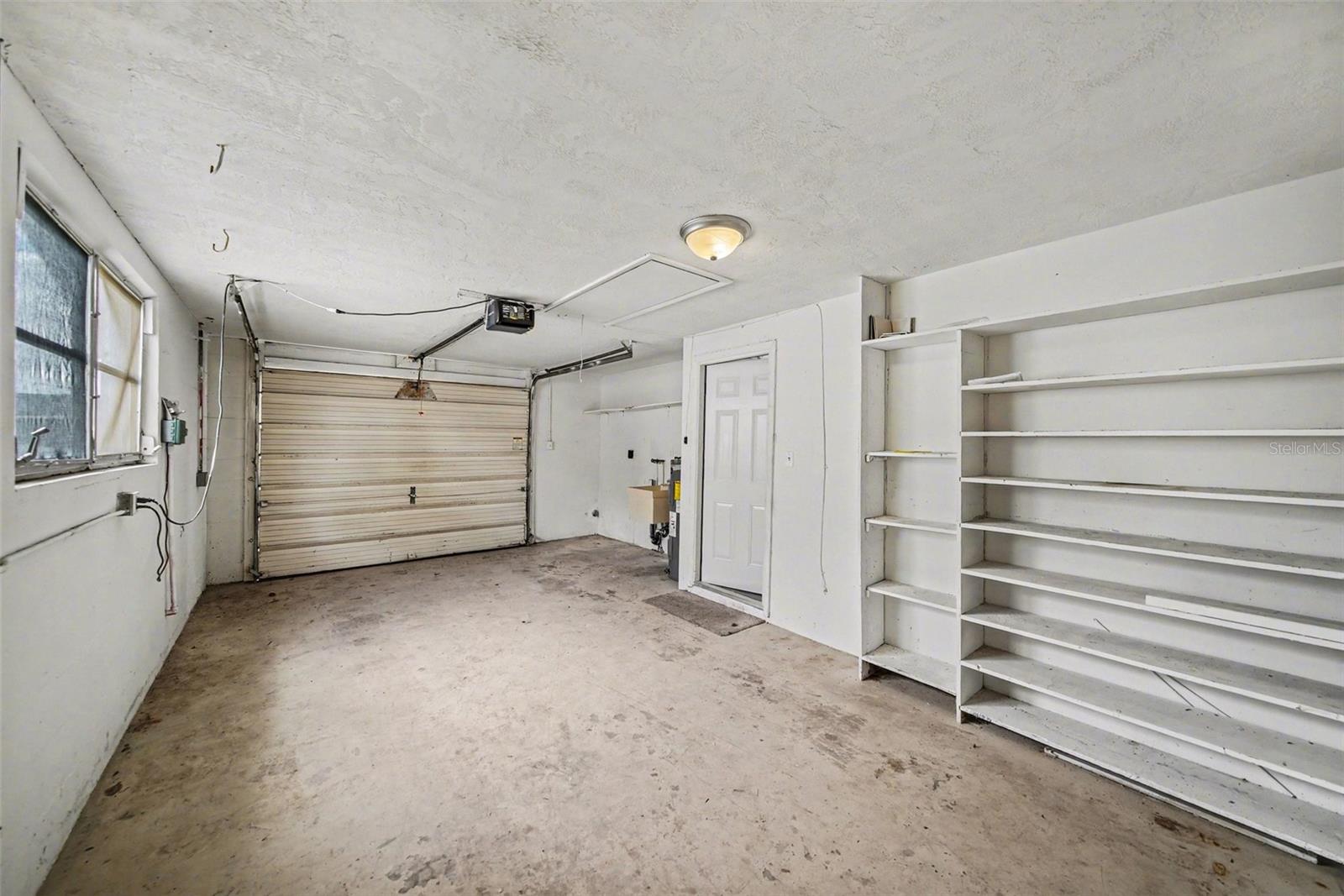 JASMINE LAKES - Residential