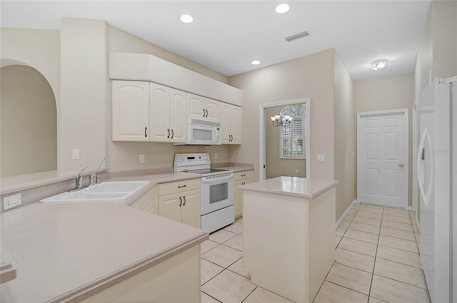 VENETIA PH 3 - Residential