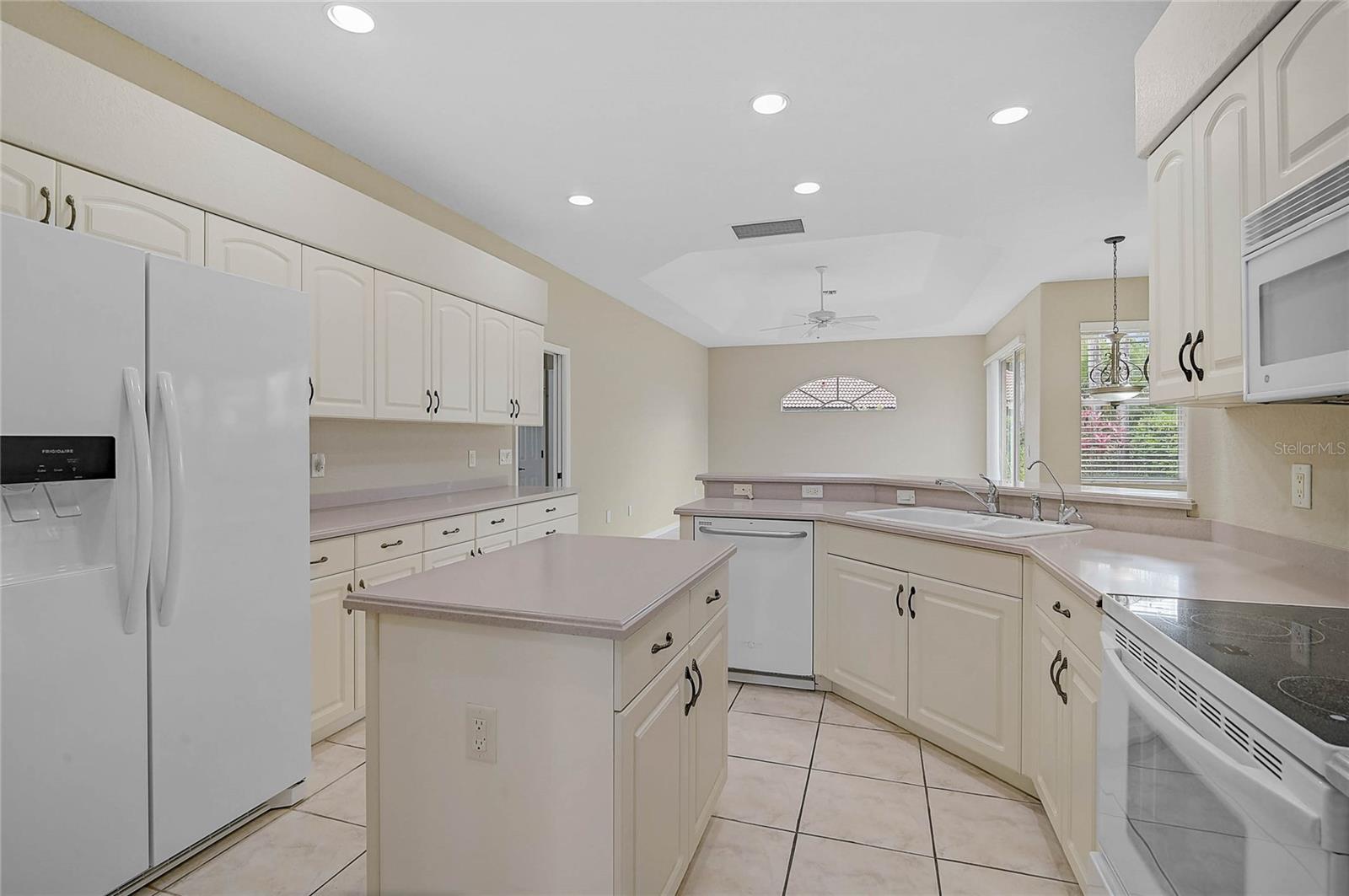 VENETIA PH 3 - Residential