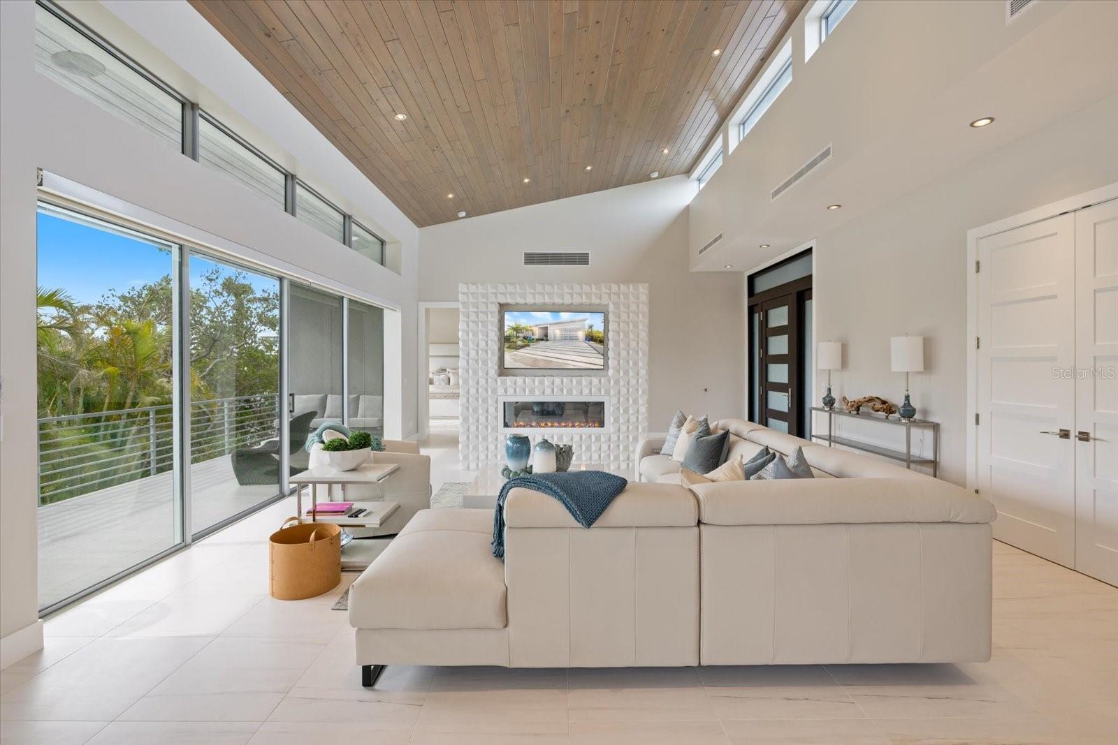 SLEEPY LAGOON PARK - Residential