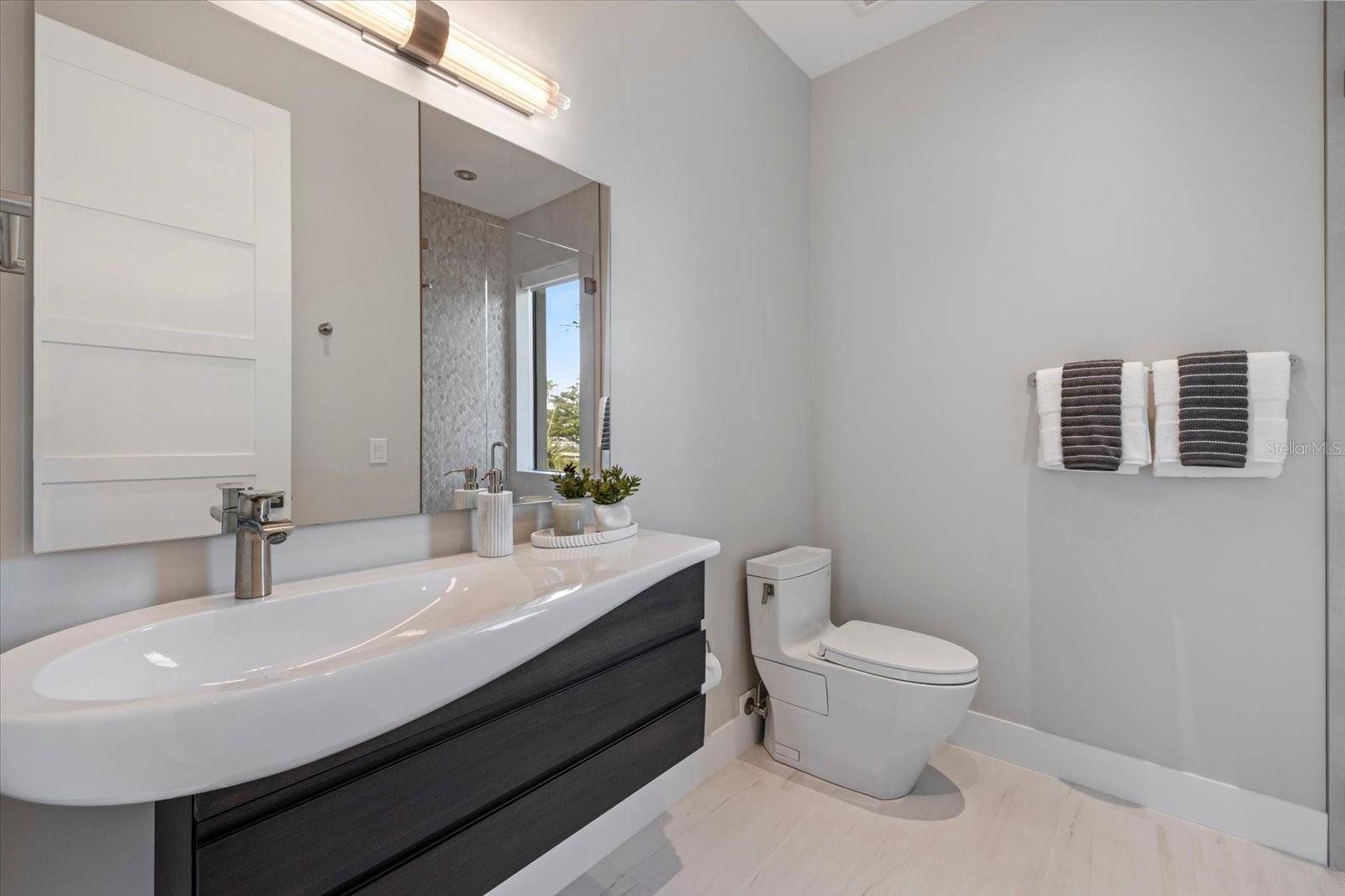 SLEEPY LAGOON PARK - Residential