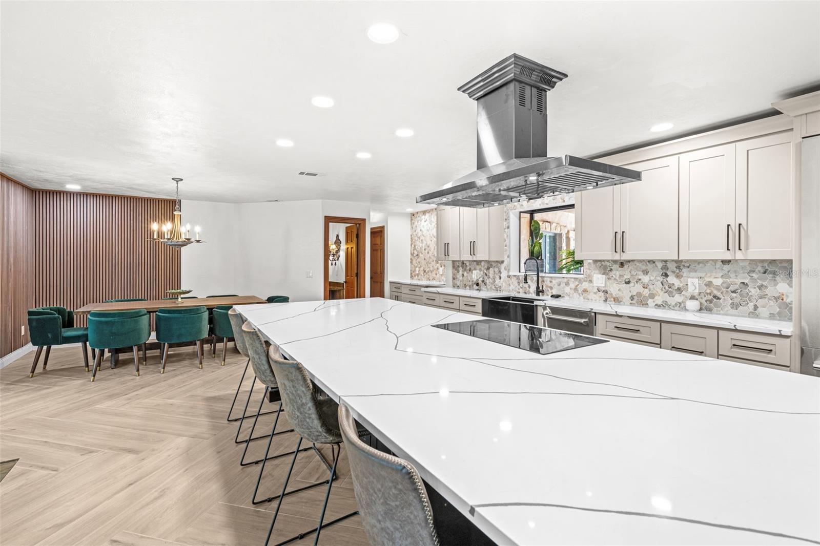 O BYRNES HALIFAX SHORES - Residential