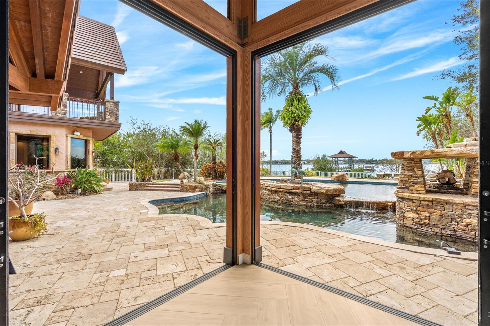 O BYRNES HALIFAX SHORES - Residential