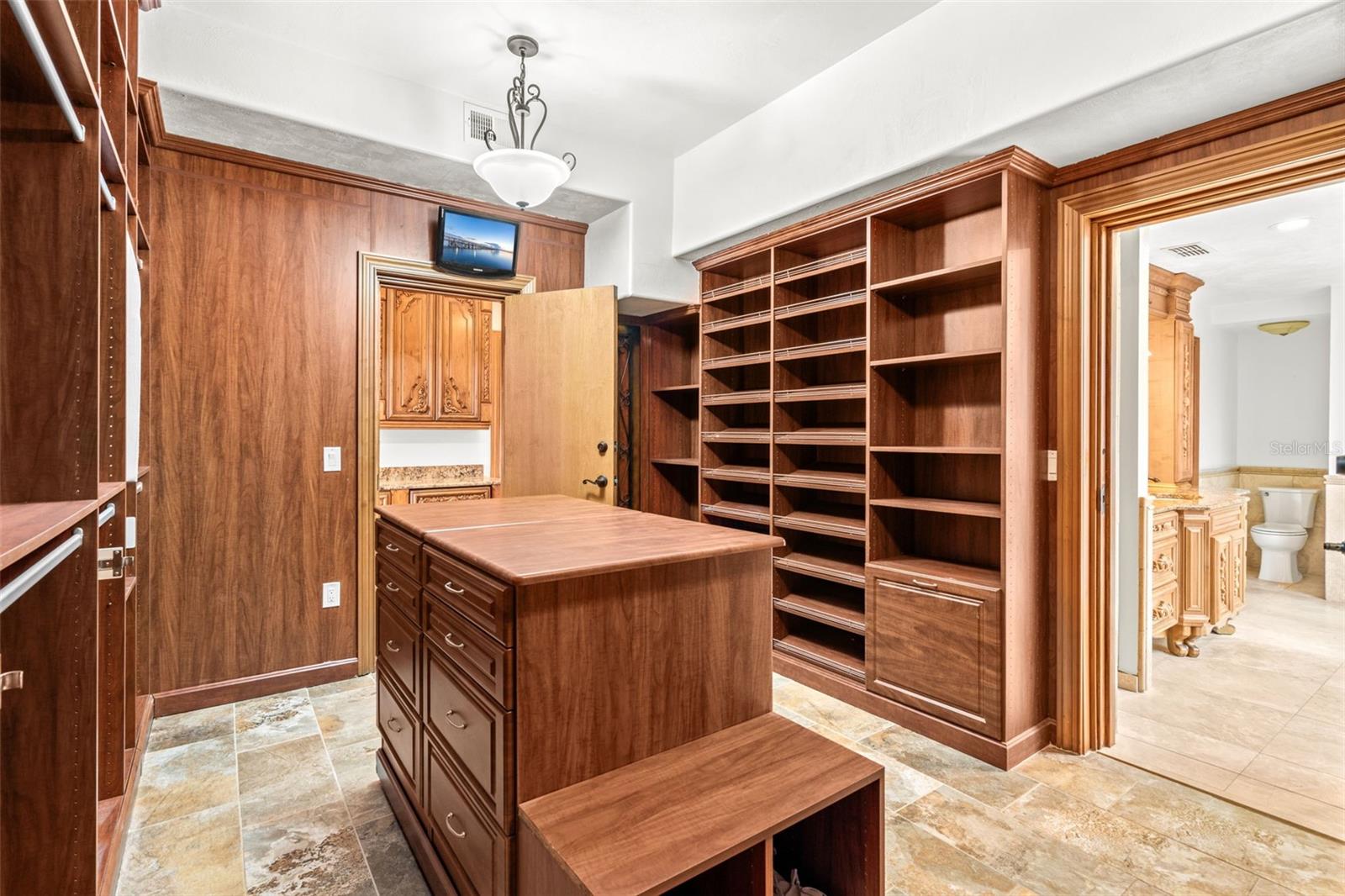 O BYRNES HALIFAX SHORES - Residential