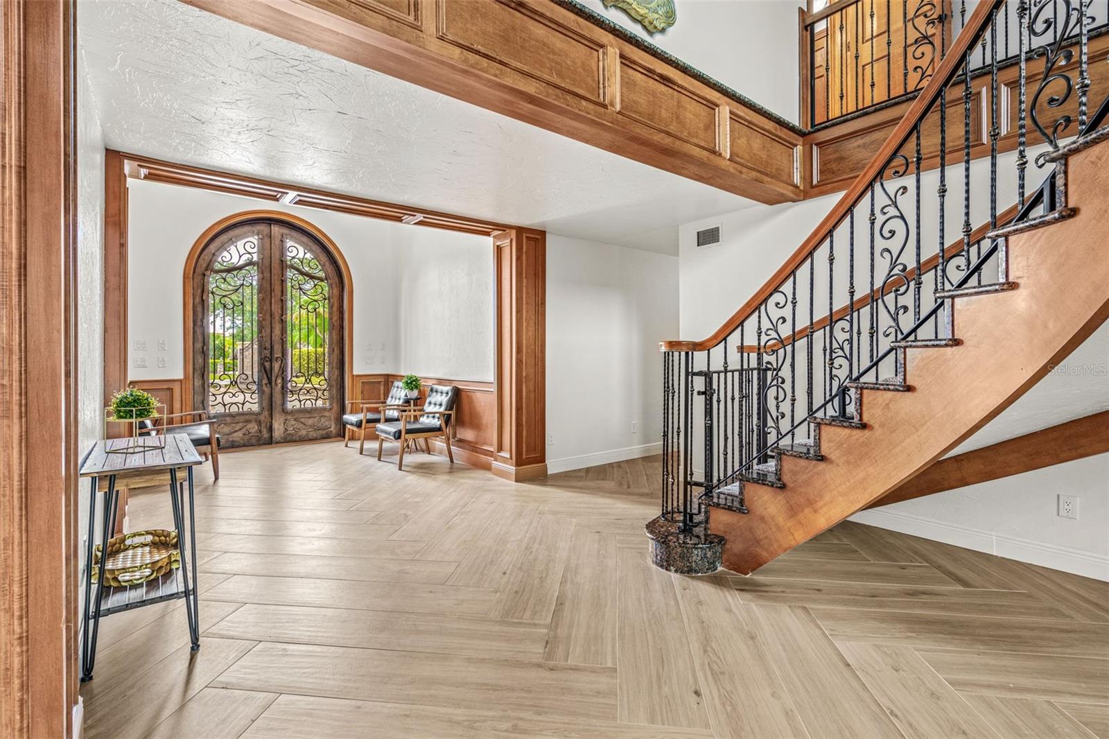 O BYRNES HALIFAX SHORES - Residential