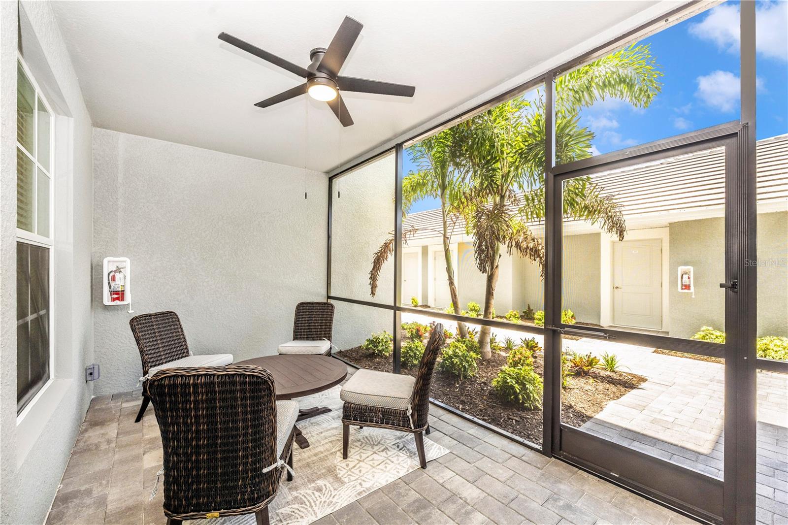 WELLEN PARK GOLF & COUNTRY CLUB - Residential Lease