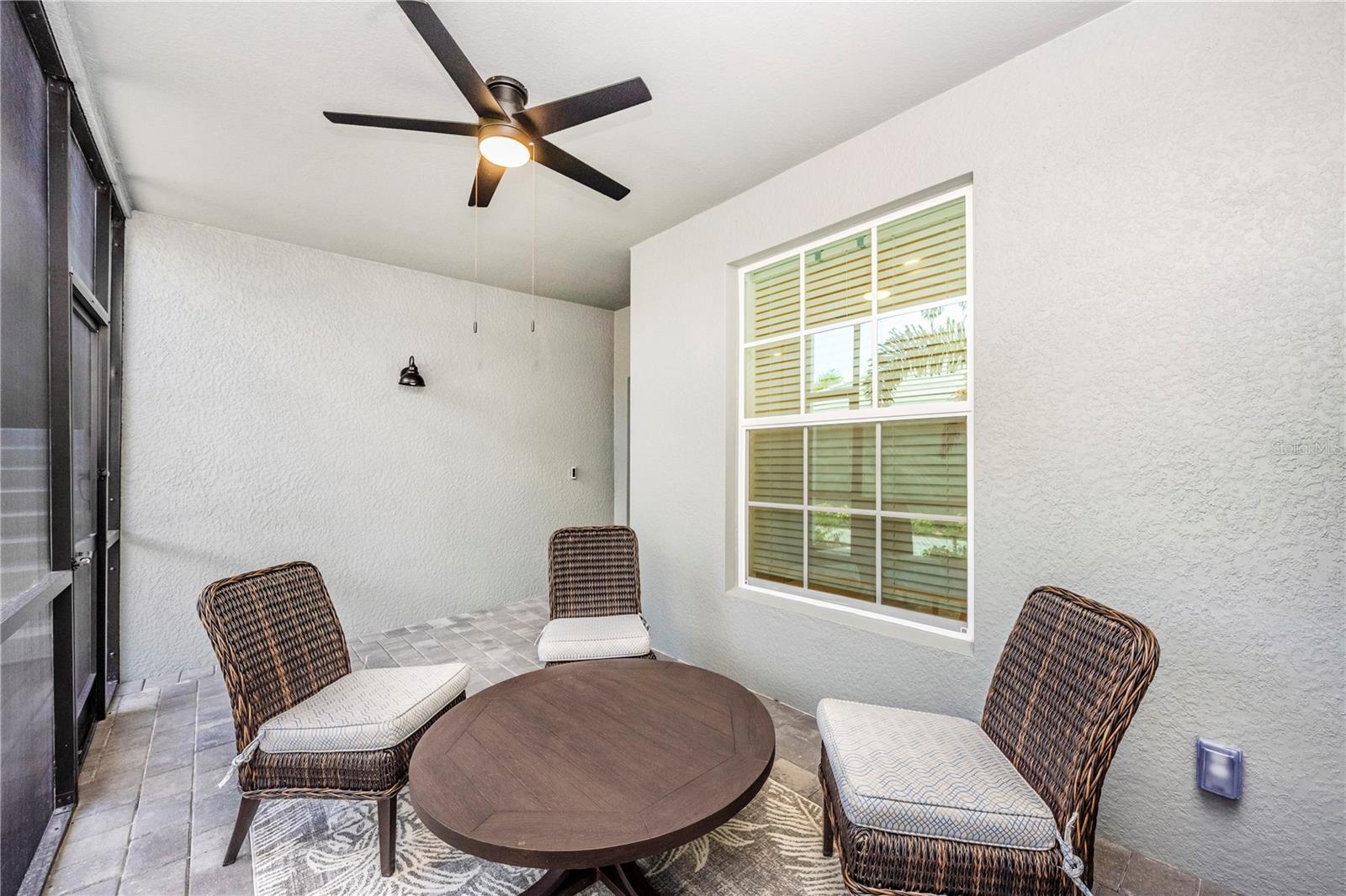WELLEN PARK GOLF & COUNTRY CLUB - Residential Lease