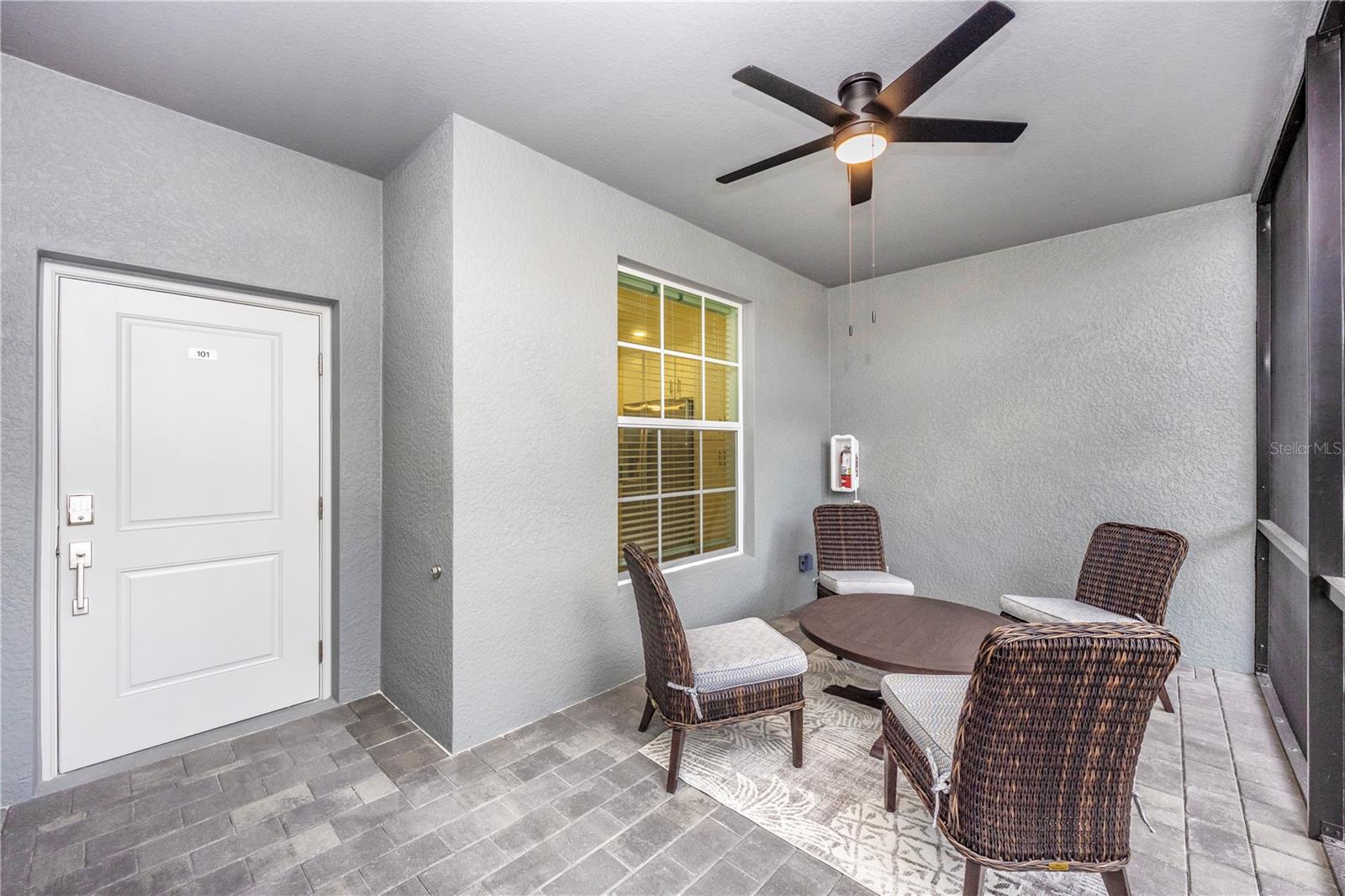 WELLEN PARK GOLF & COUNTRY CLUB - Residential Lease