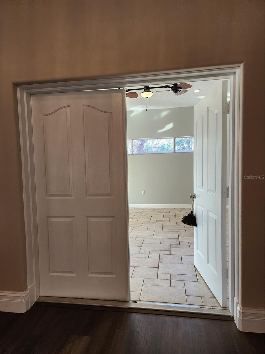 ACREAGE & UNREC - Residential