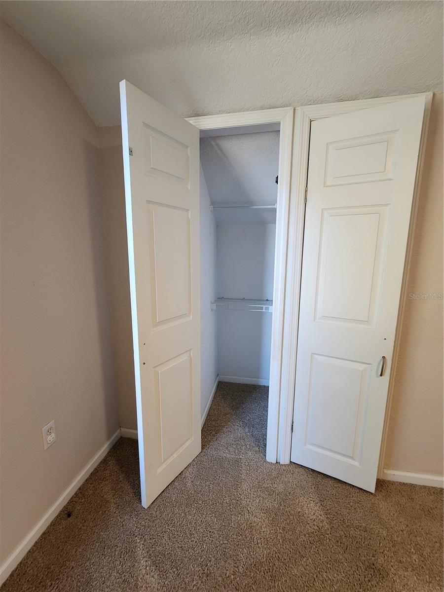 ACREAGE & UNREC - Residential