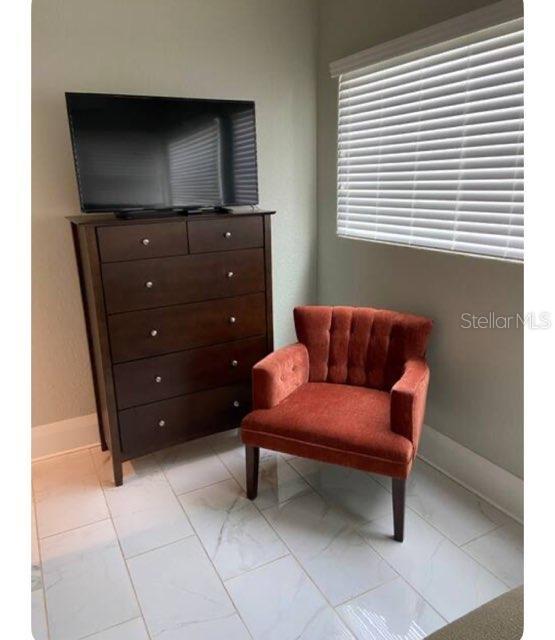 VOLUNTEER HEIGHTS - Residential Income