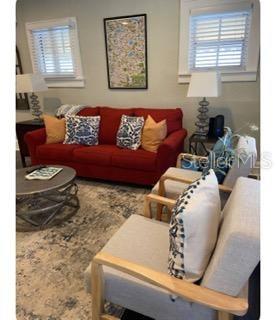 VOLUNTEER HEIGHTS - Residential Income