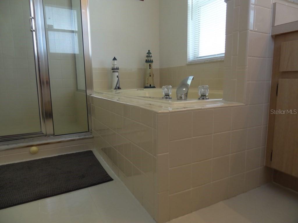 BENTLEY OAKS - Residential