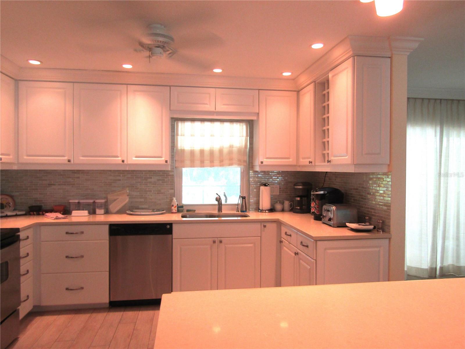 MEADOWS THE - Residential Lease