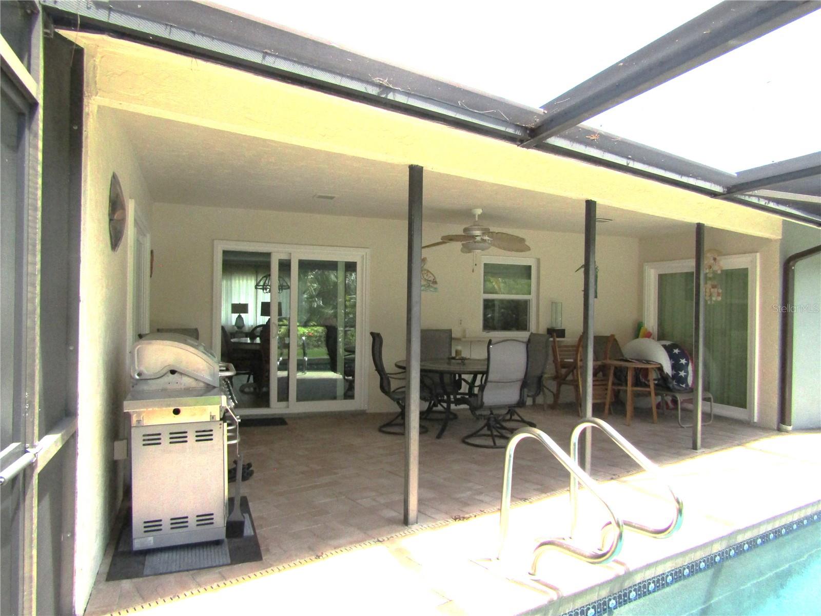 MEADOWS THE - Residential Lease