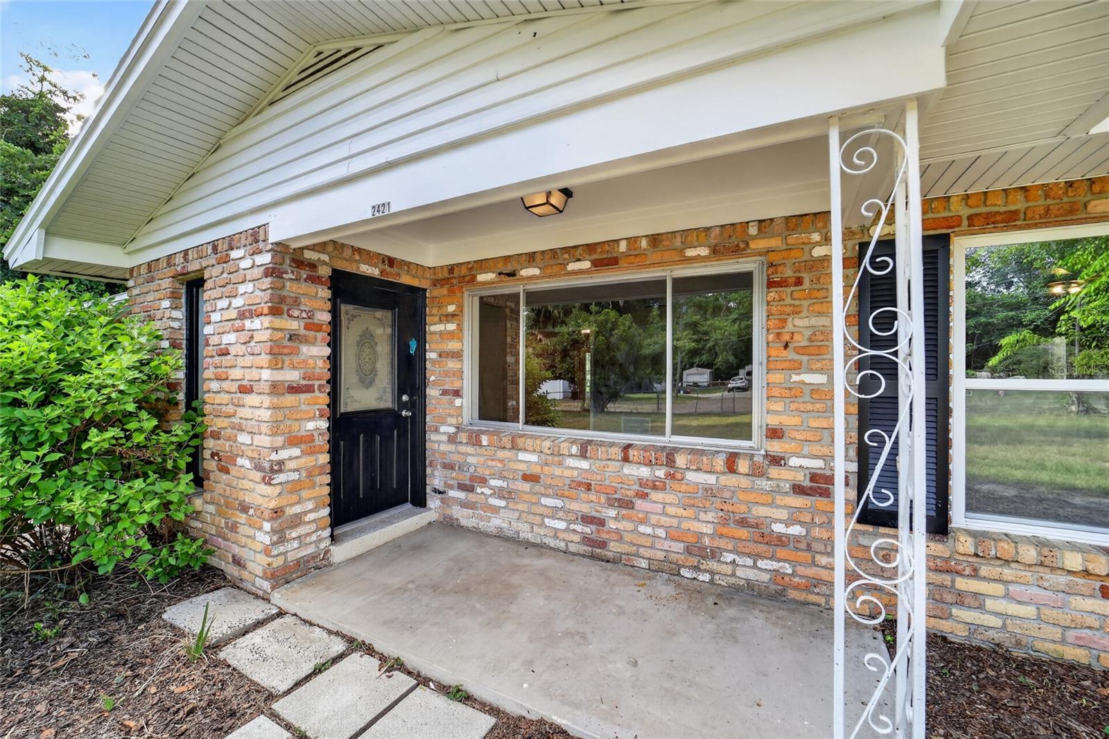 2421 NE 57TH PLACE