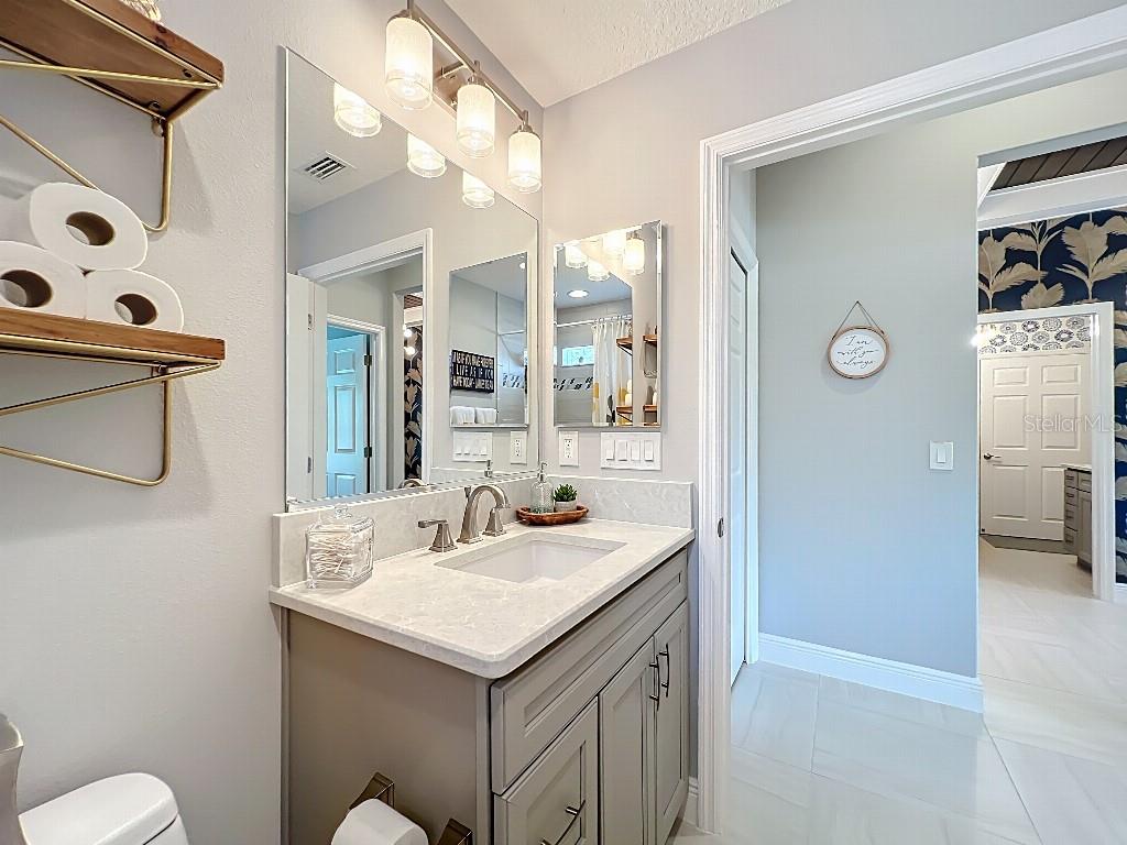 VILLAGE/FENNEY UN #1 - Residential