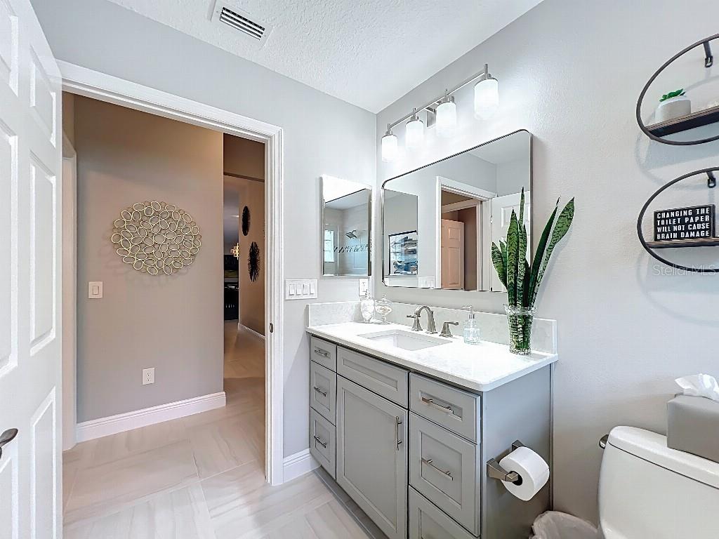 VILLAGE/FENNEY UN #1 - Residential