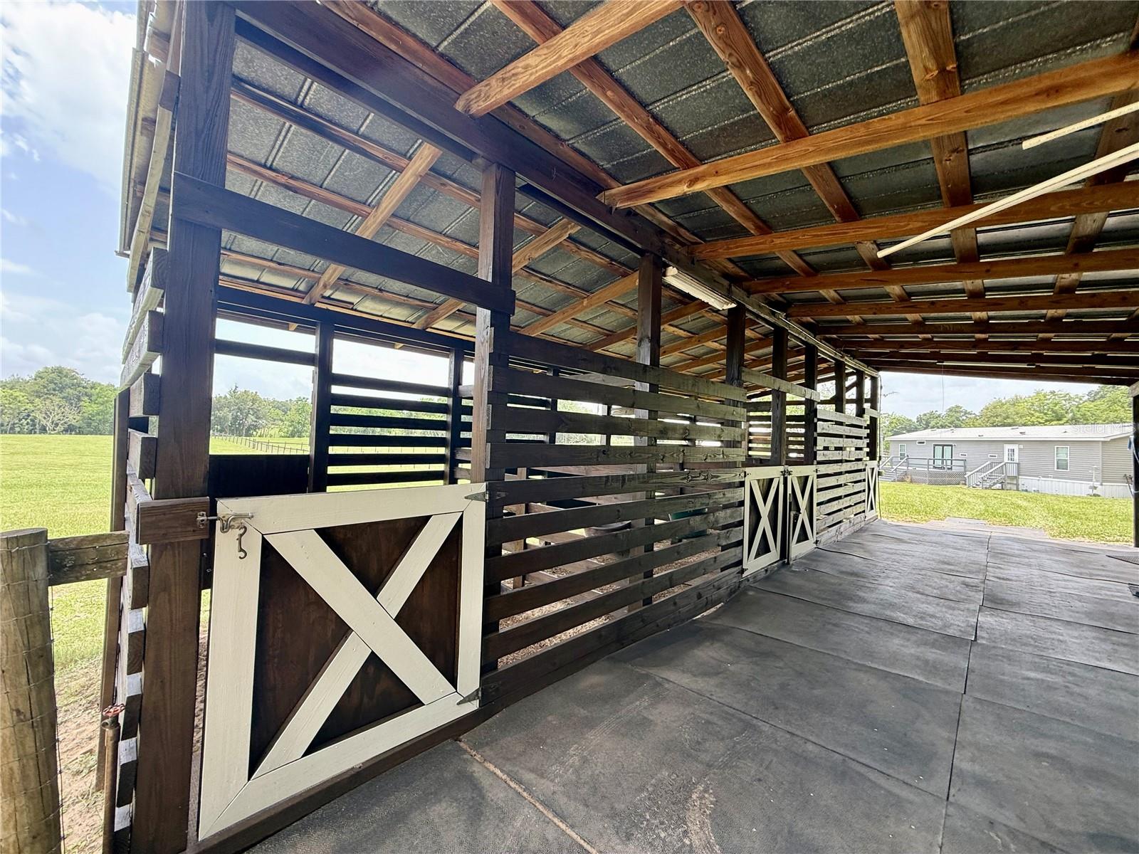 RAYSTEFF COUNTRY CLUB SUB - Residential Lease