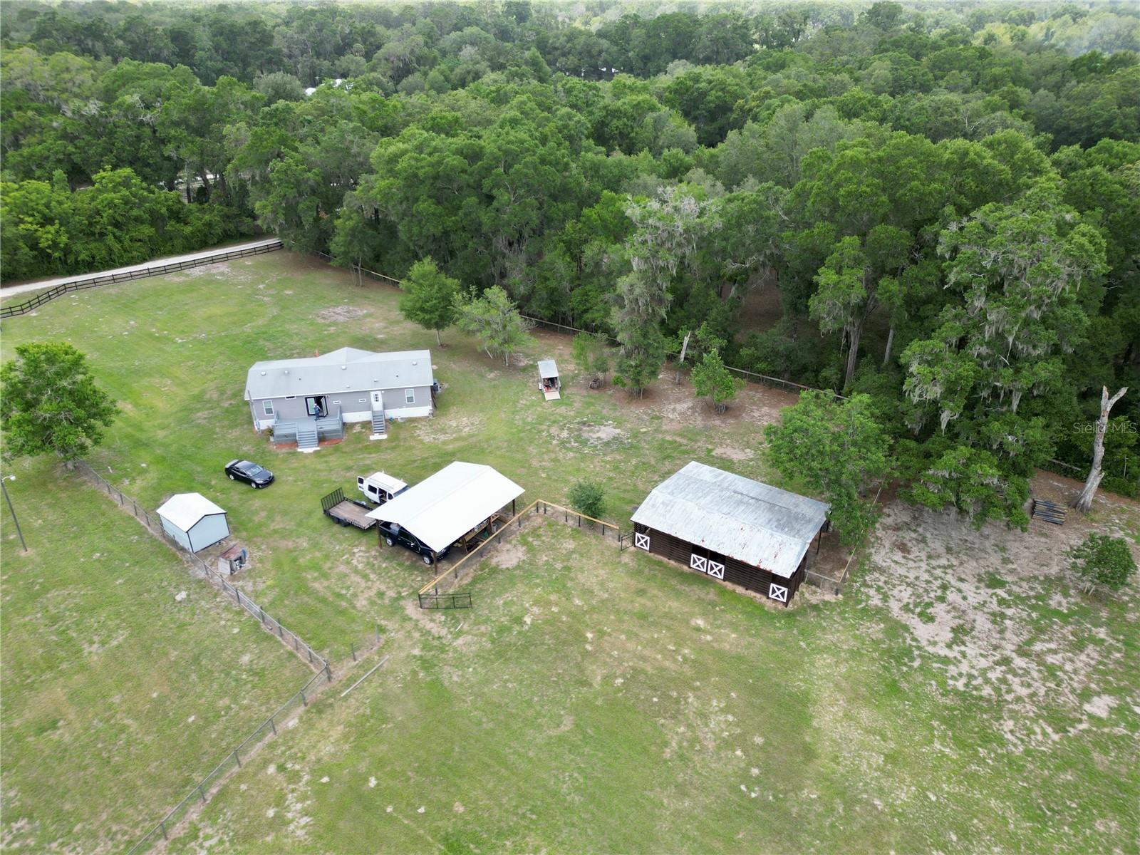 RAYSTEFF COUNTRY CLUB SUB - Residential Lease