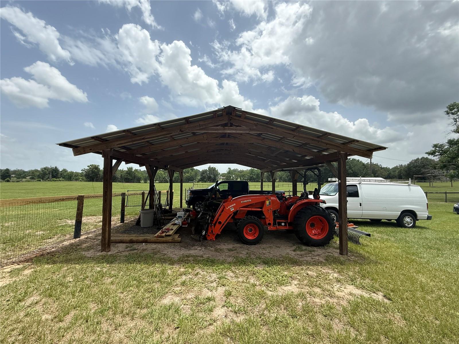 RAYSTEFF COUNTRY CLUB SUB - Residential Lease