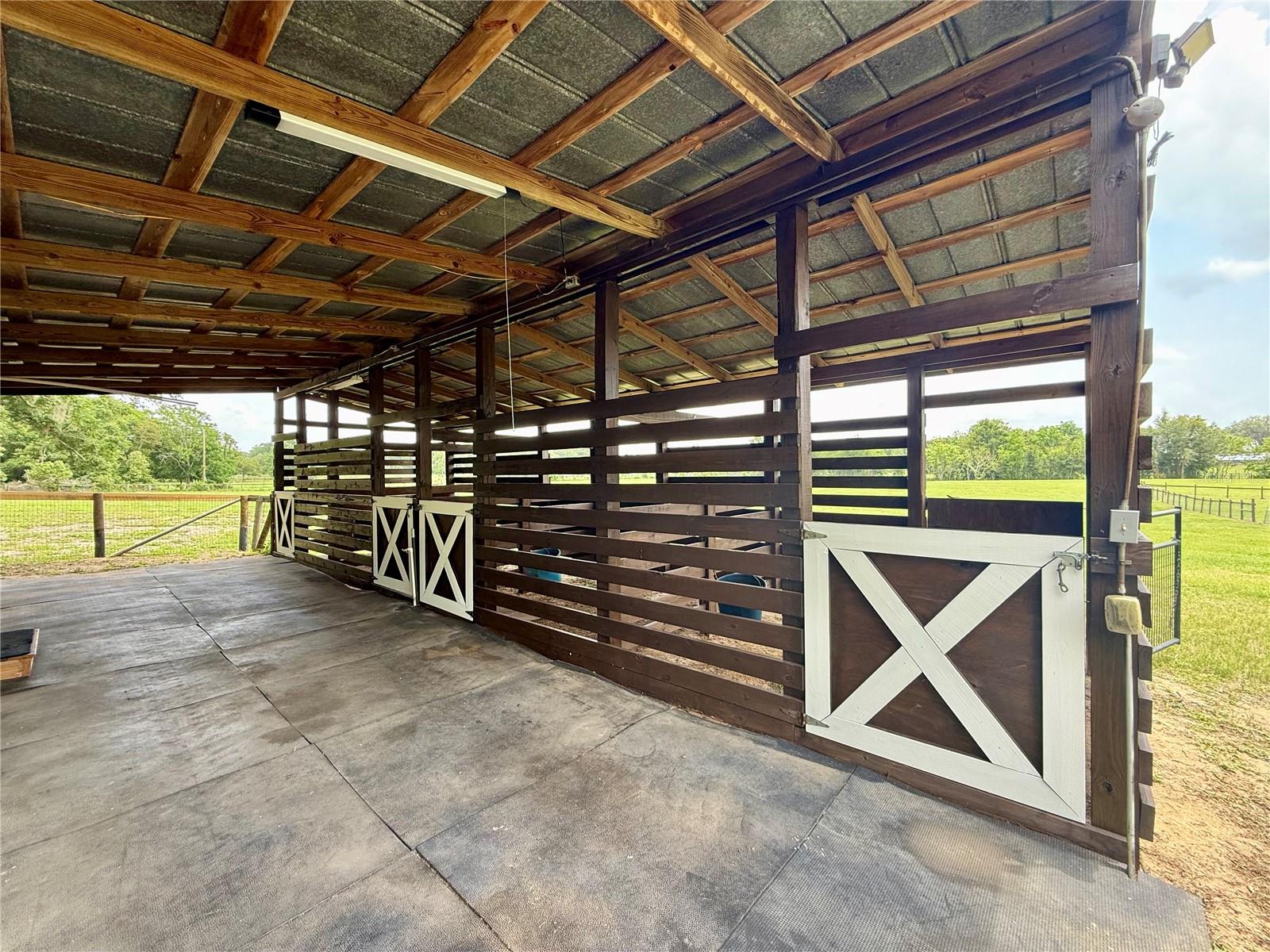 RAYSTEFF COUNTRY CLUB SUB - Residential Lease