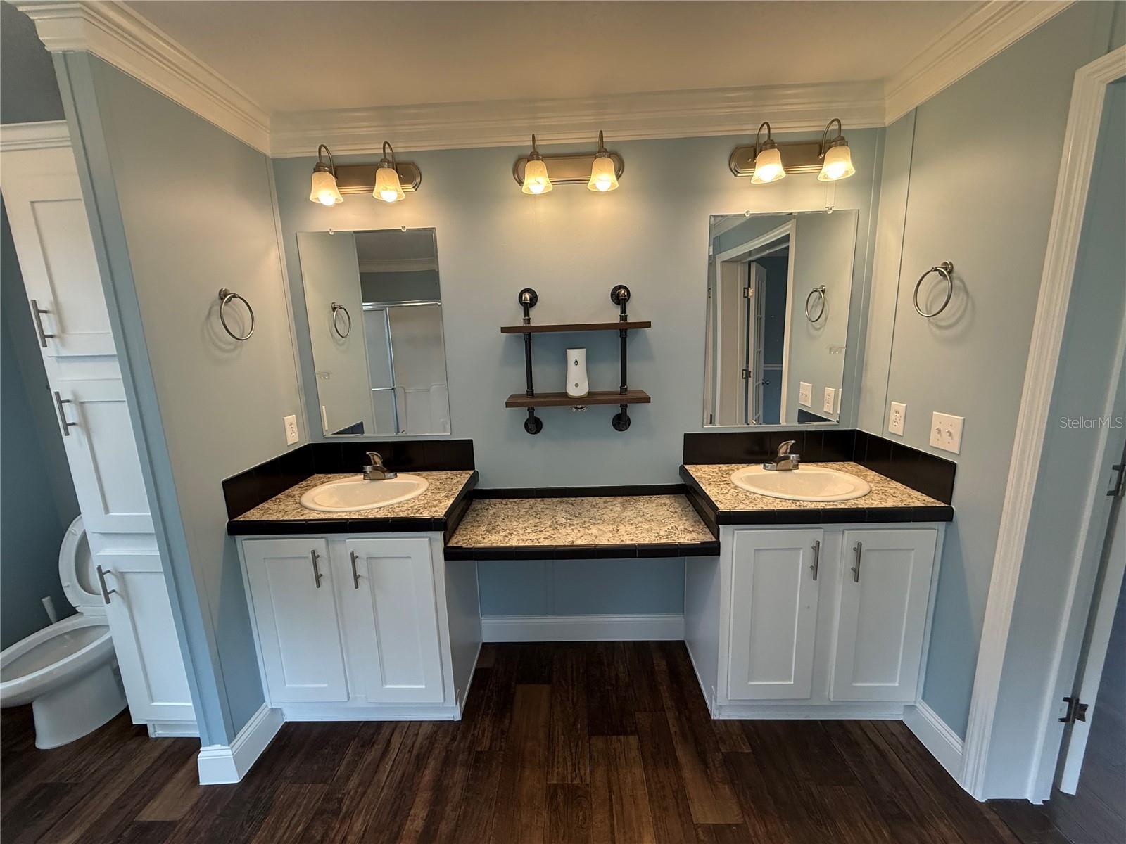 RAYSTEFF COUNTRY CLUB SUB - Residential Lease