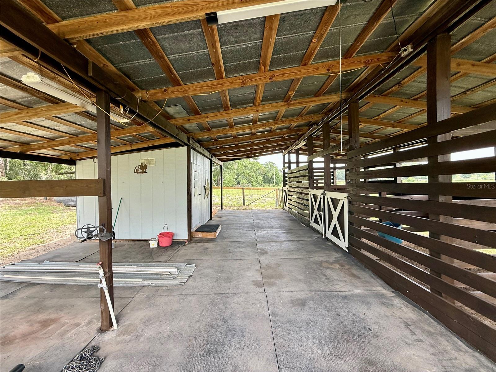 RAYSTEFF COUNTRY CLUB SUB - Residential Lease