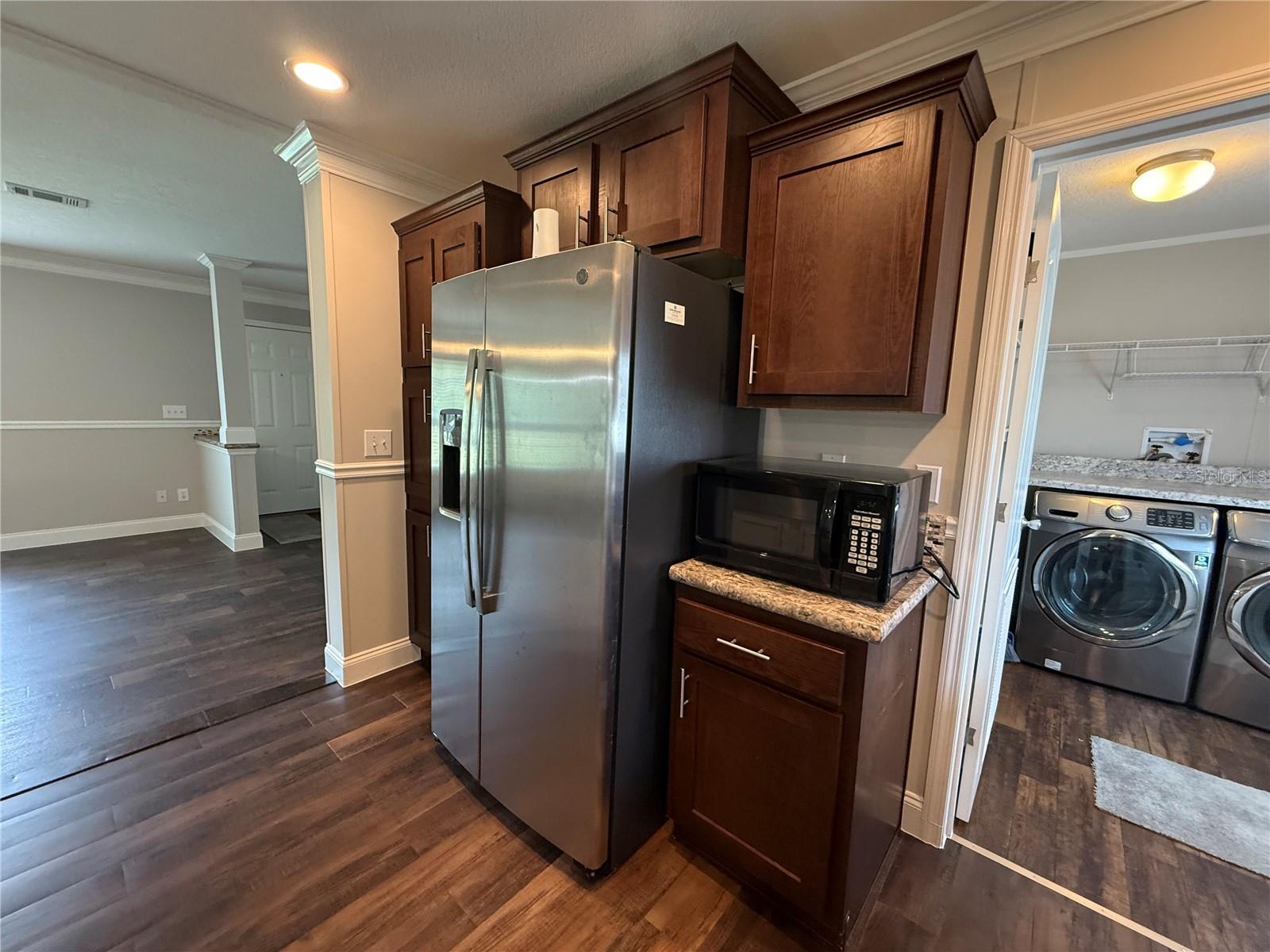 RAYSTEFF COUNTRY CLUB SUB - Residential Lease