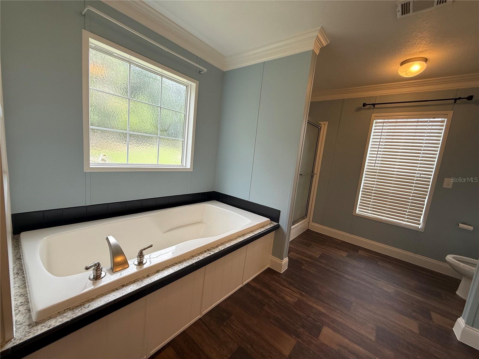 RAYSTEFF COUNTRY CLUB SUB - Residential Lease