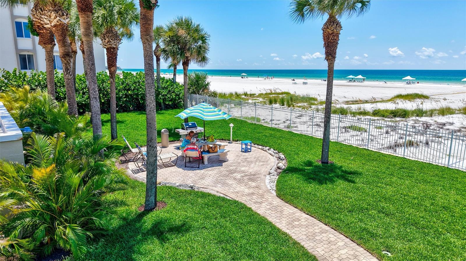 HORIZONS WEST - Residential