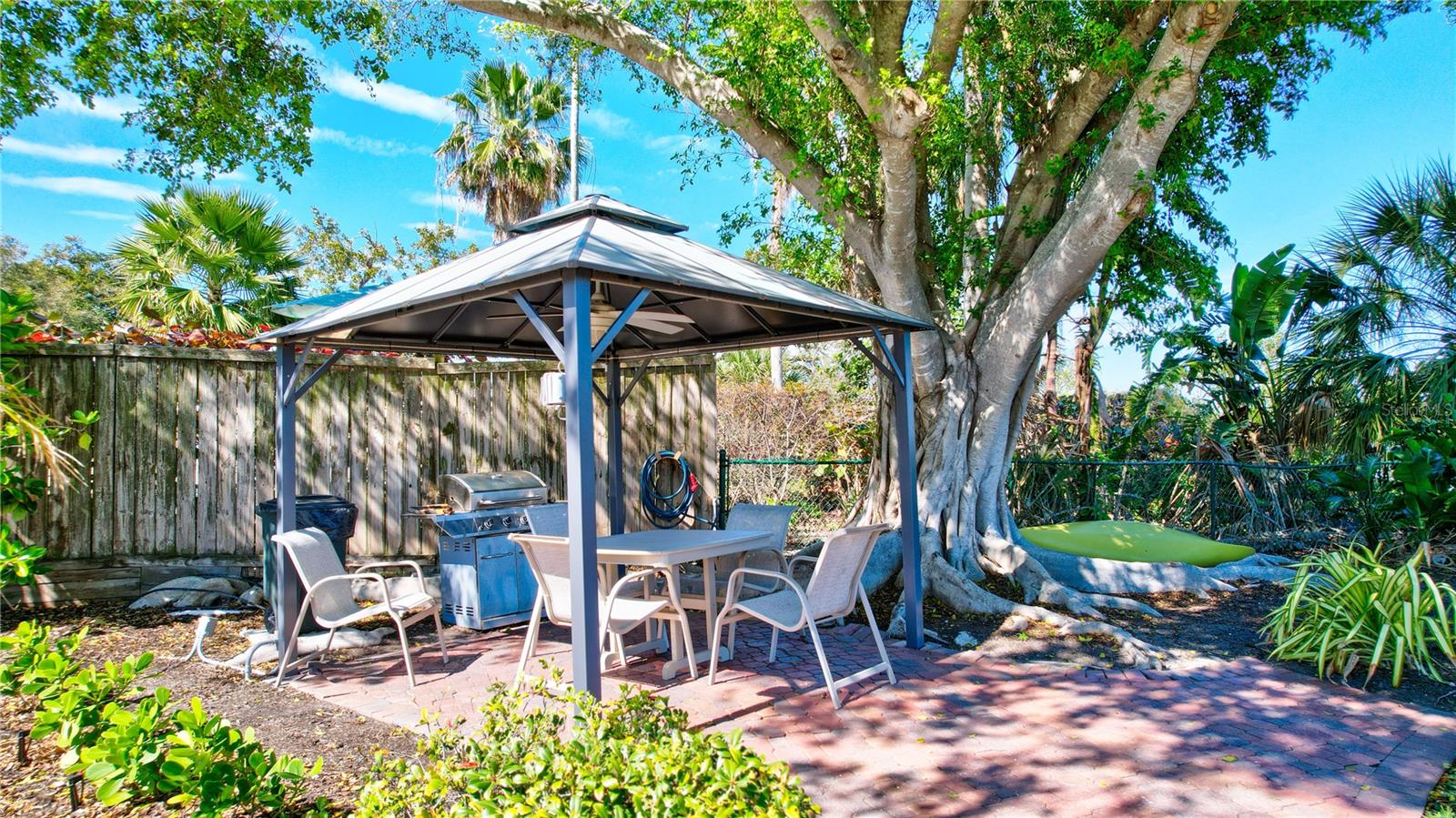 HORIZONS WEST - Residential