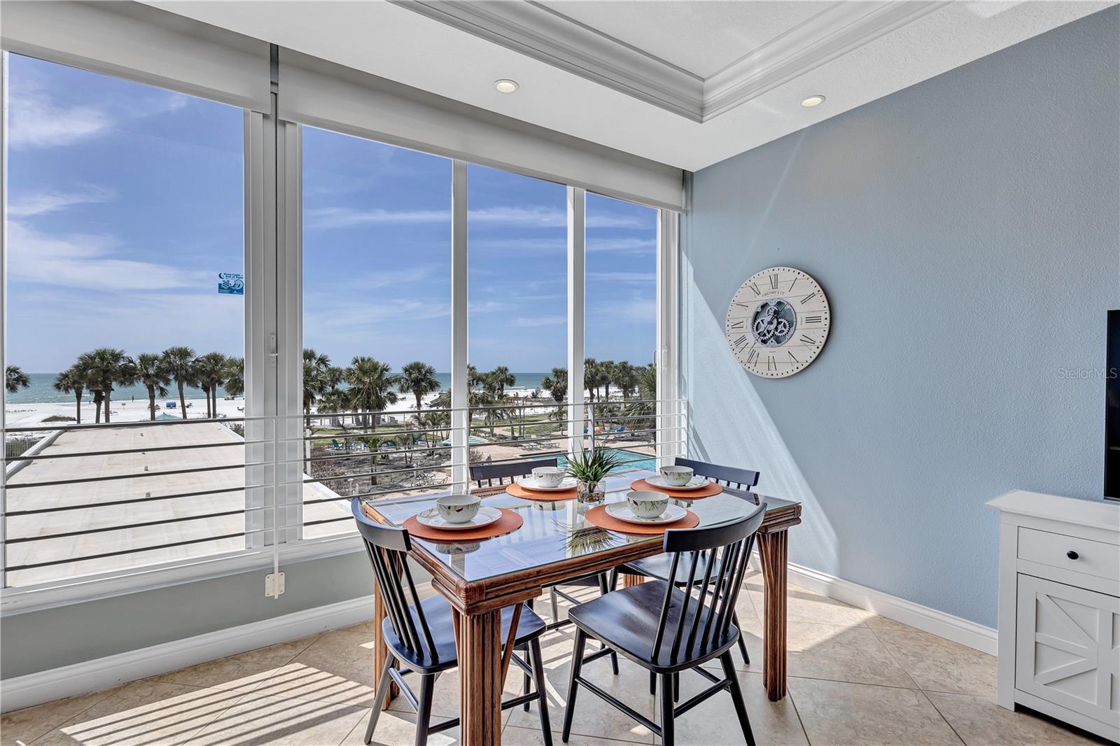 HORIZONS WEST - Residential