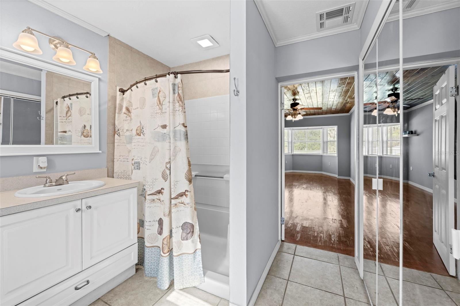 HOLLY LAKE ESTATES - Residential