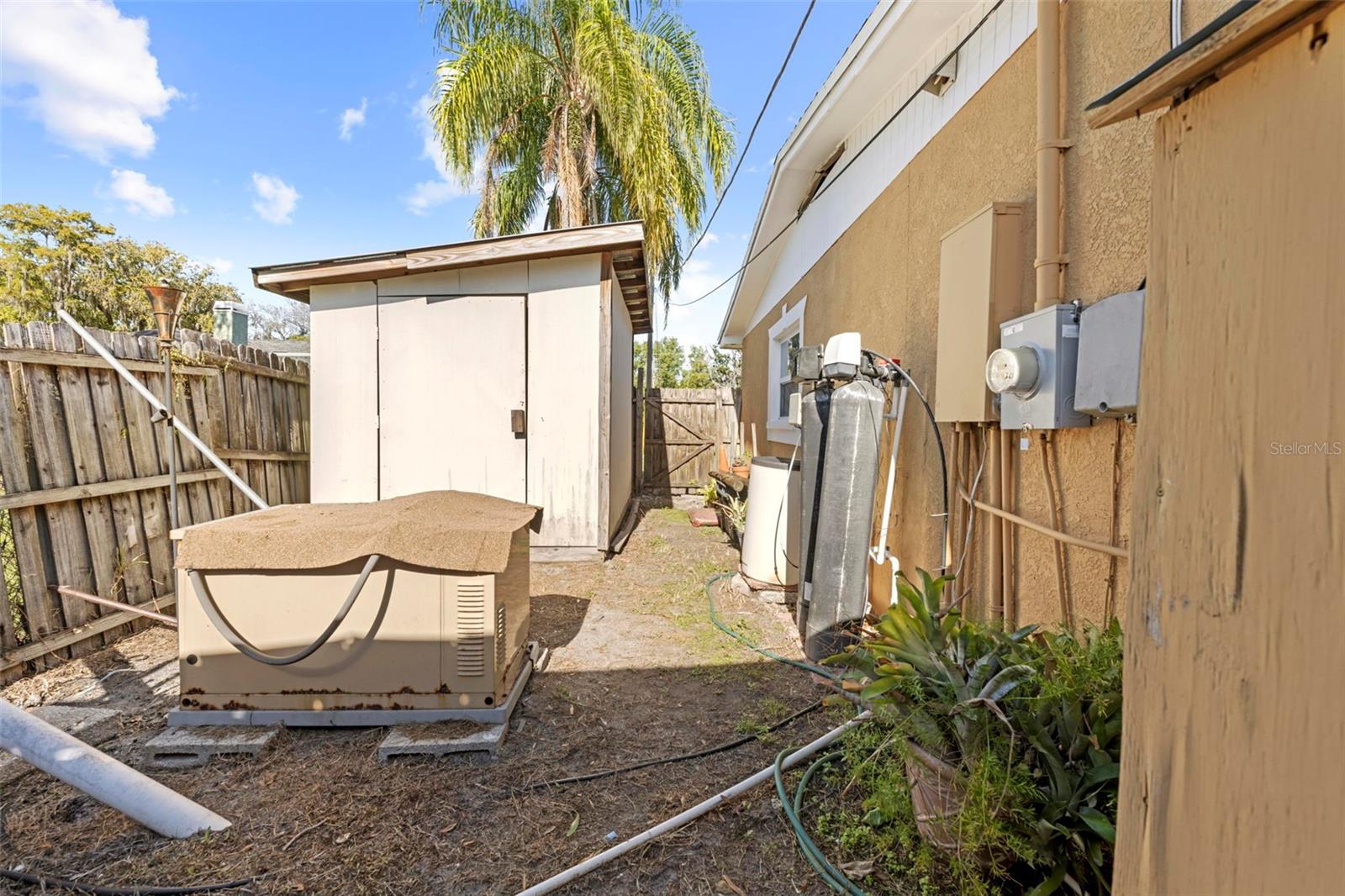 HOLLY LAKE ESTATES - Residential