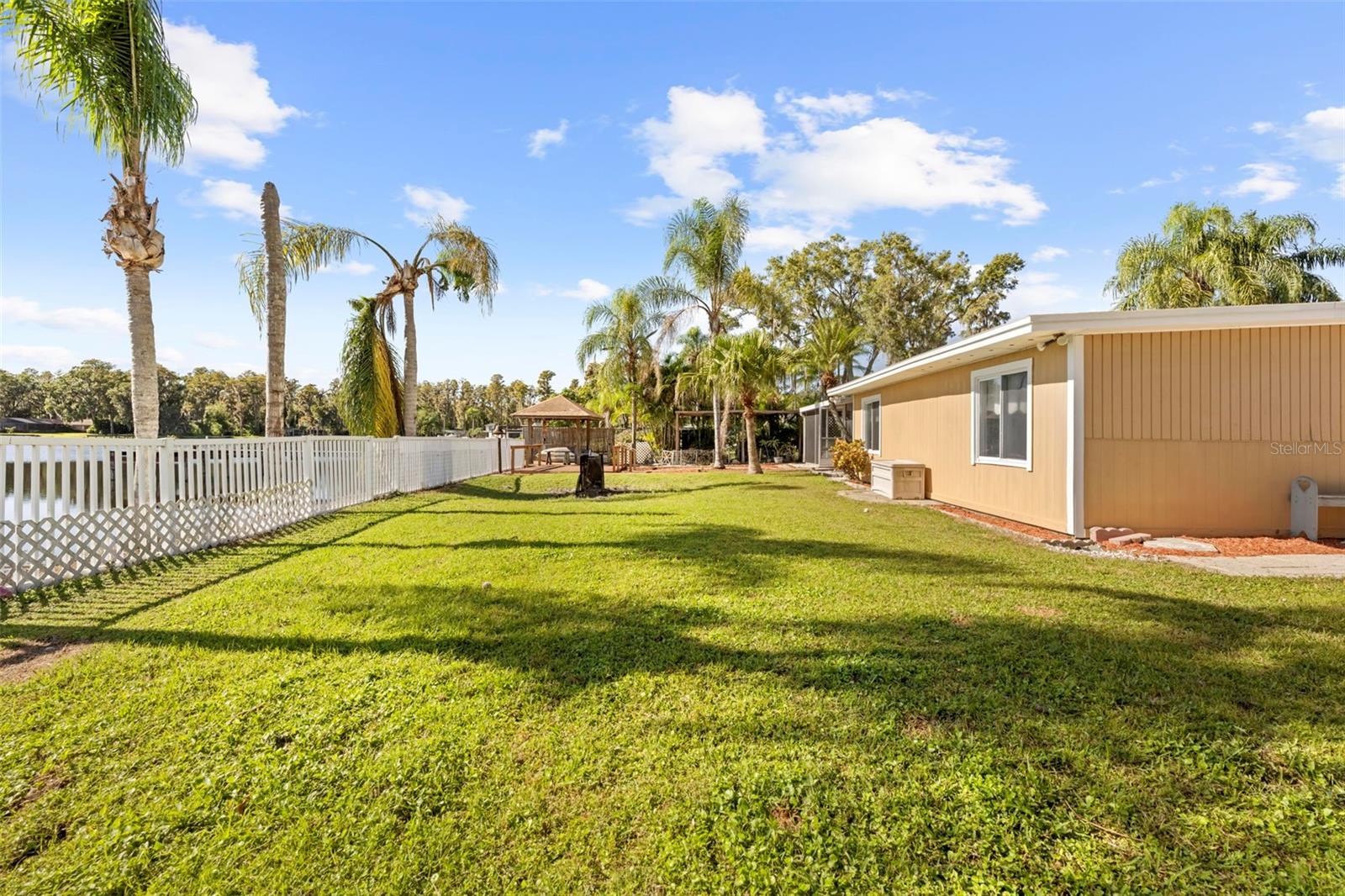 HOLLY LAKE ESTATES - Residential