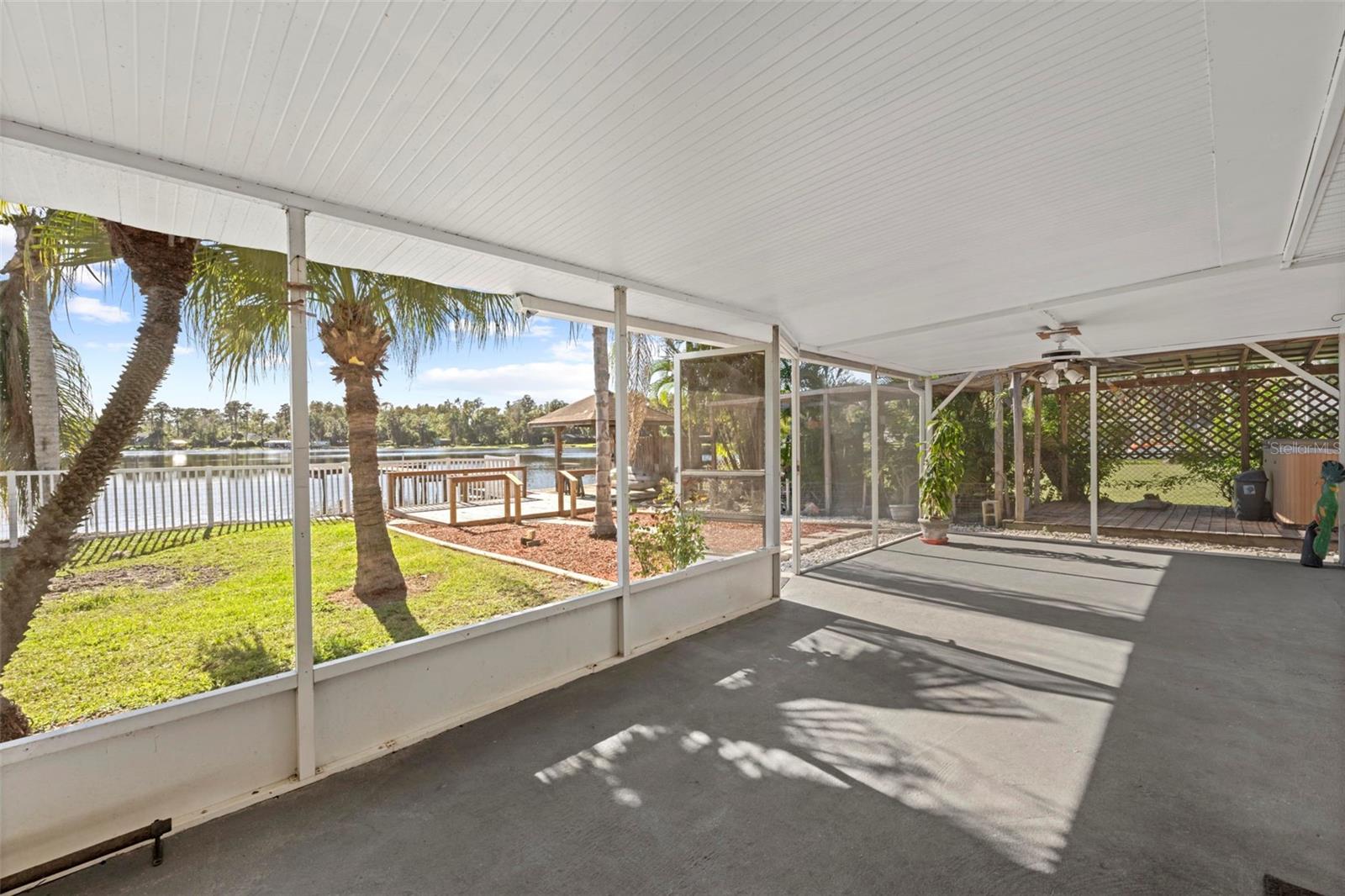 HOLLY LAKE ESTATES - Residential