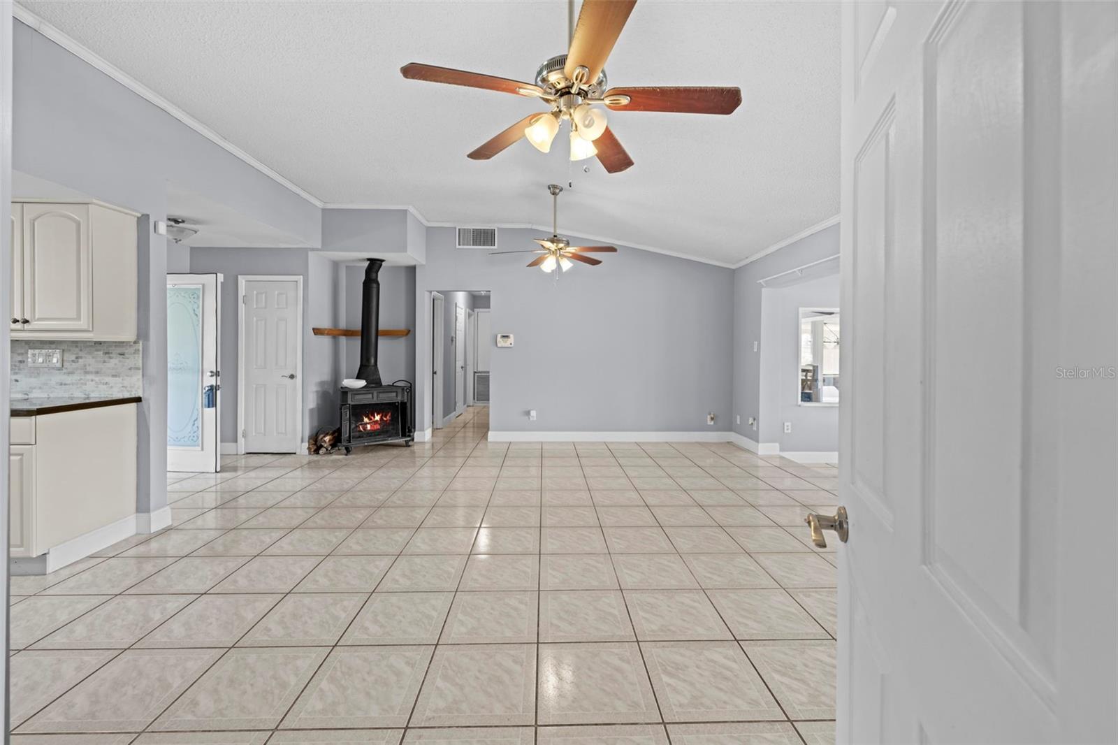 HOLLY LAKE ESTATES - Residential