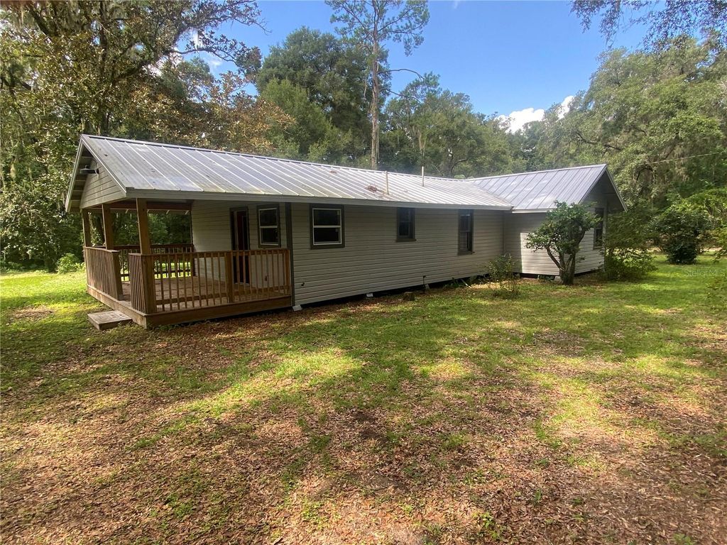 Photo of 3023 SE 13th Place, Gainesville, FL 32641 (MLS # GC535361)