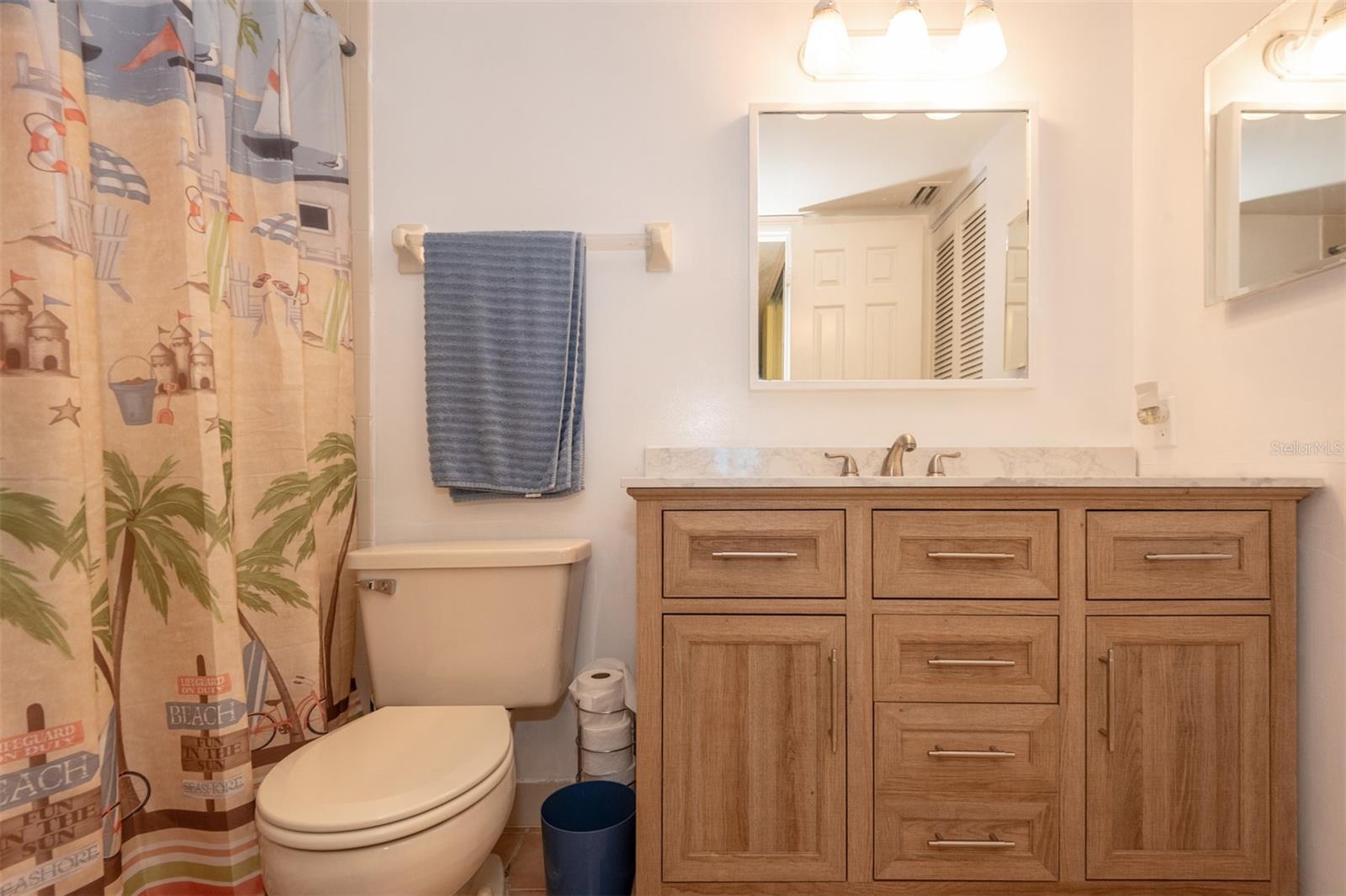 FAIRWIND SHORES CONDO PH 11 - Residential