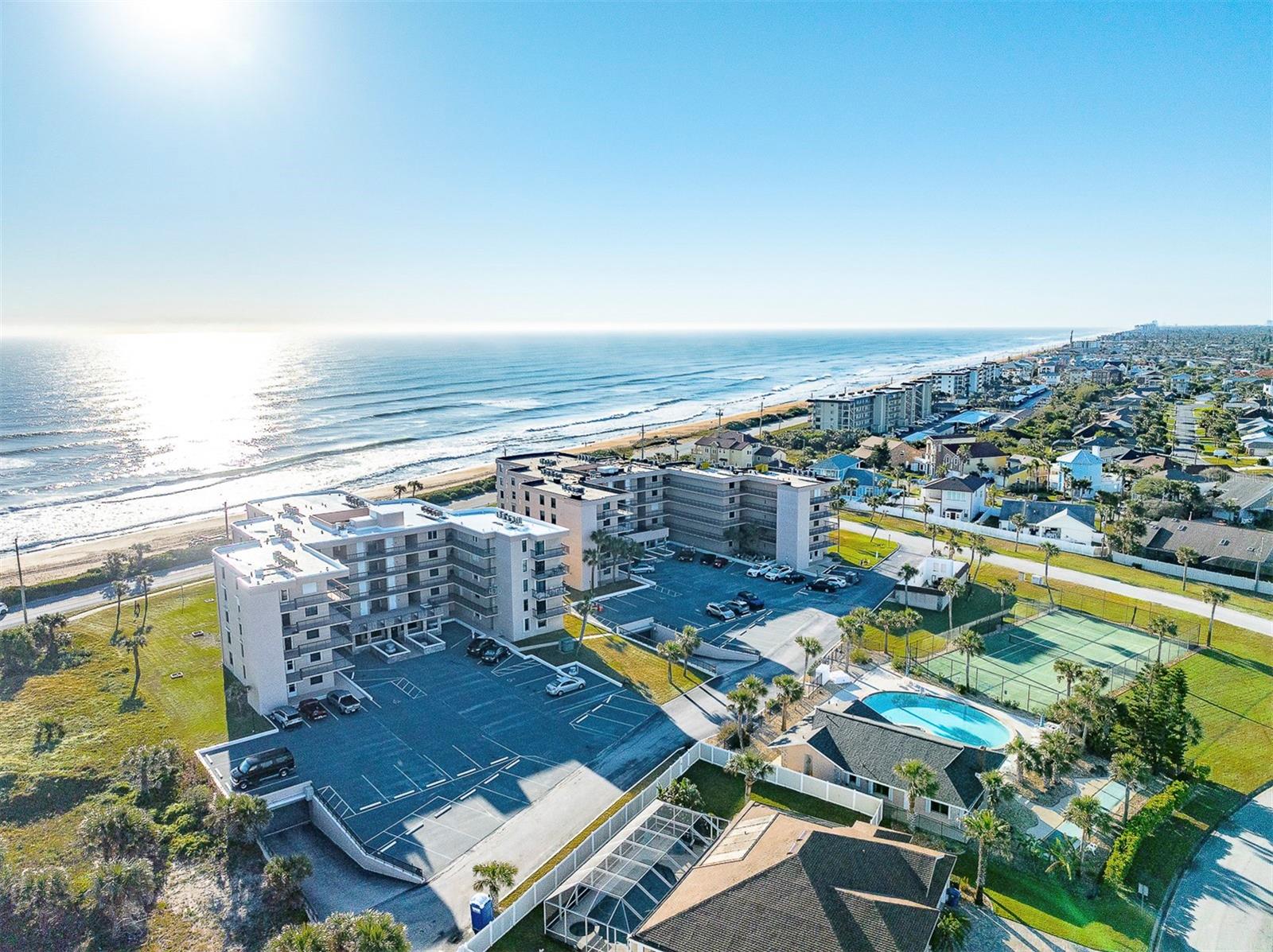 FAIRWIND SHORES CONDO PH 11 - Residential