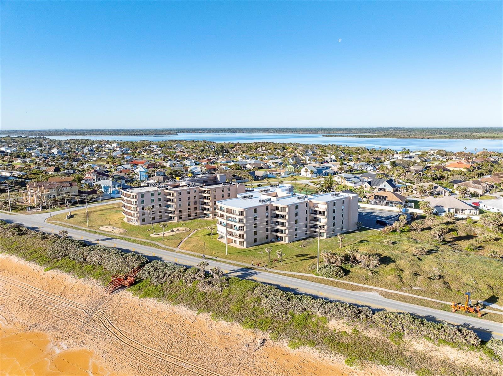 FAIRWIND SHORES CONDO PH 11 - Residential