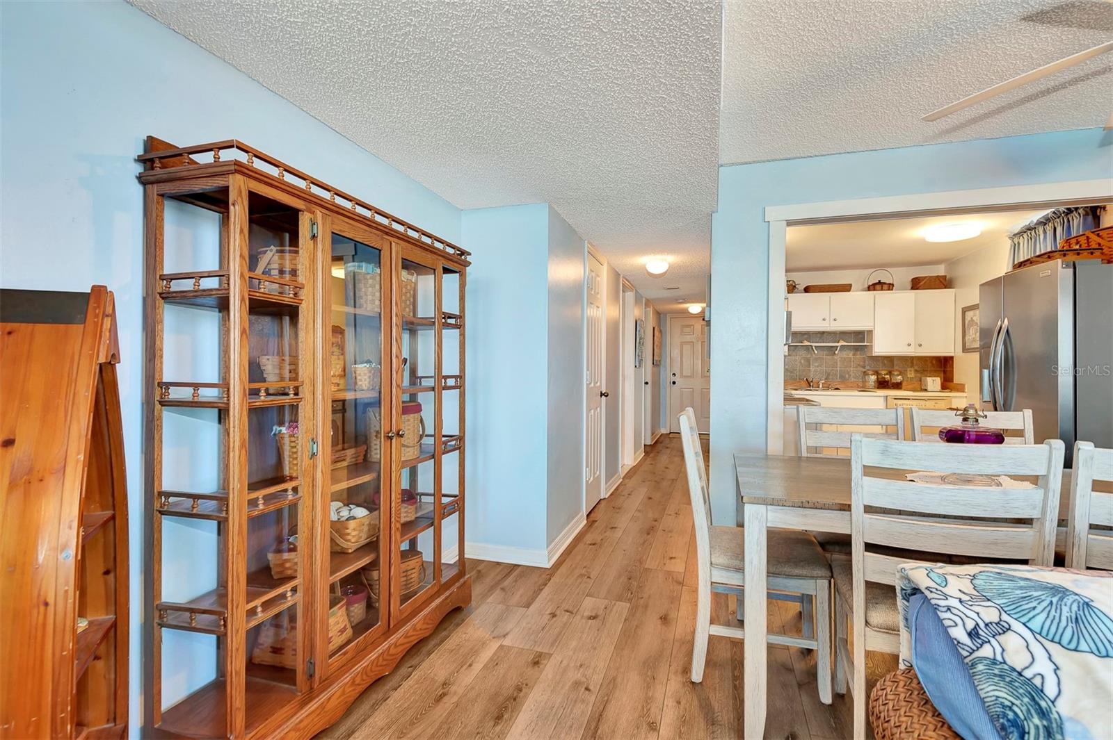 FAIRWIND SHORES CONDO PH 11 - Residential