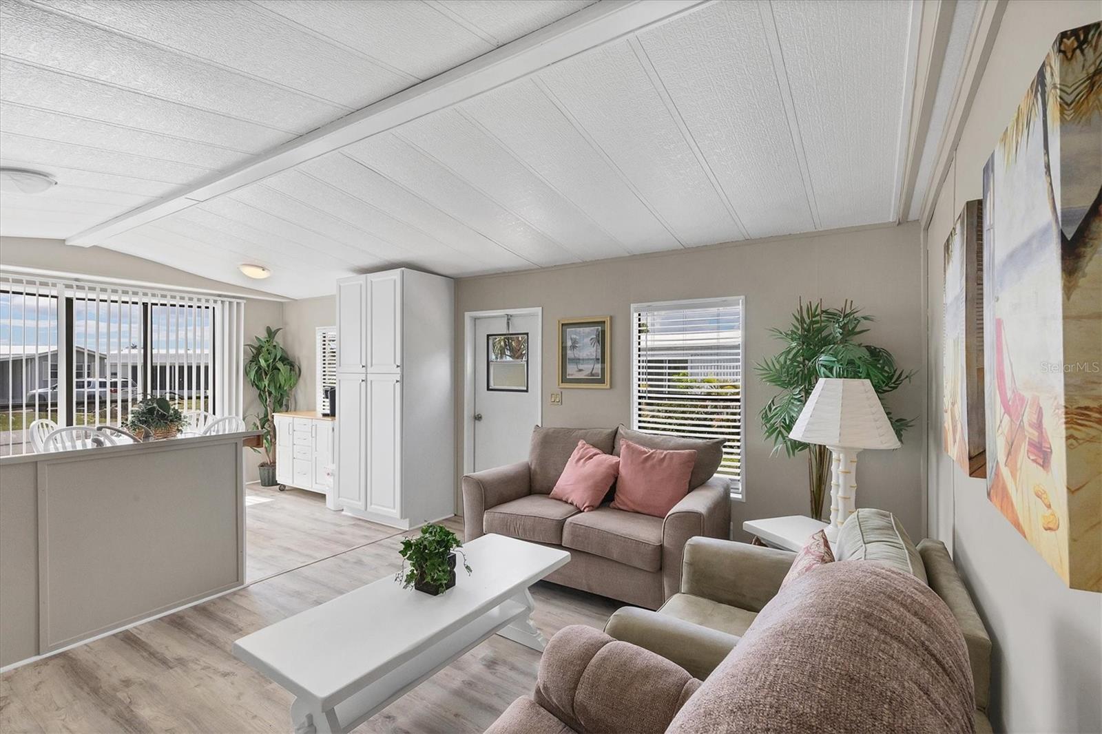 VILLAGE HOLIDAY LAKE - Residential