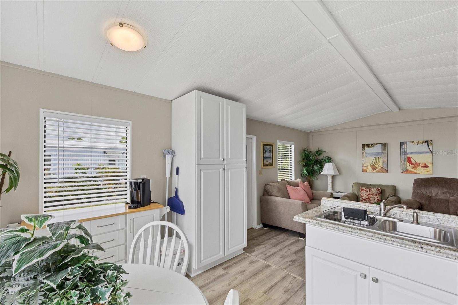 VILLAGE HOLIDAY LAKE - Residential