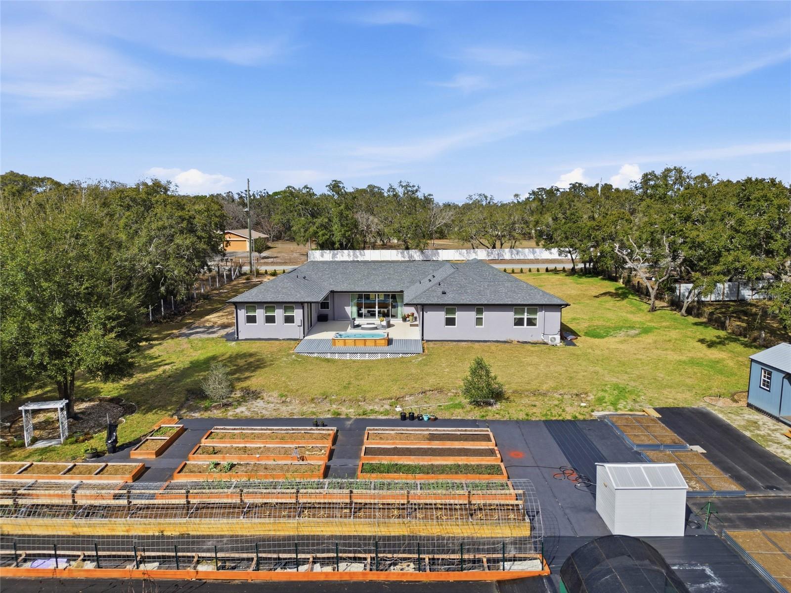 HIGHLANDS - Residential