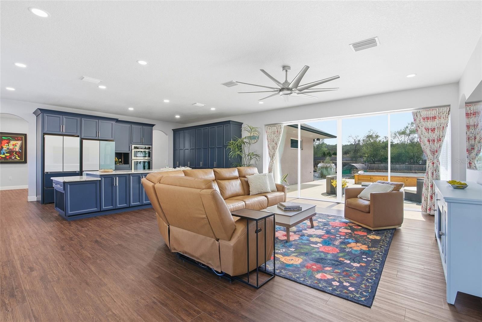 HIGHLANDS - Residential