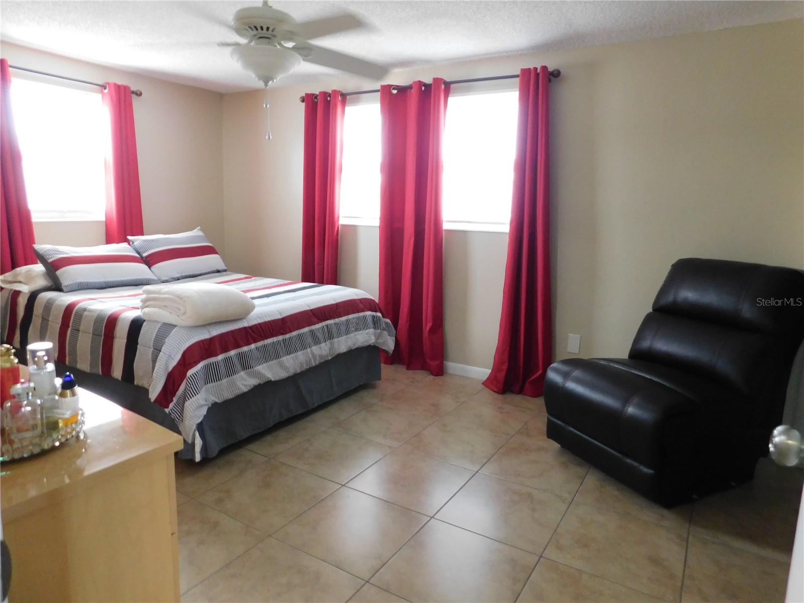 TAHITIAN HOMES - Residential